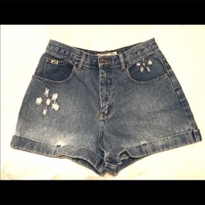Zana Di Vintage high waist distressed shorts